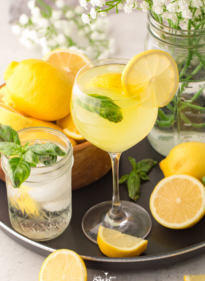 3-Ingredient Limoncello Spritz