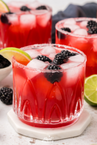 blackberry margarita cocktails