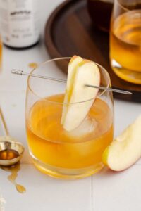 old fashioned cocktail
